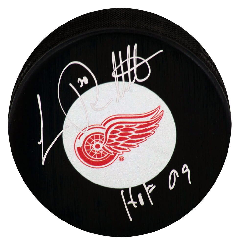 Luc Robitaille Signed Detroit Red Wings Medium Logo Hockey Puck w/HOF'09 - ROBPUC406 - Luc Robitaille Signed Detroit Red Wings Medium Logo Hockey Puck w/HOF'09 product image