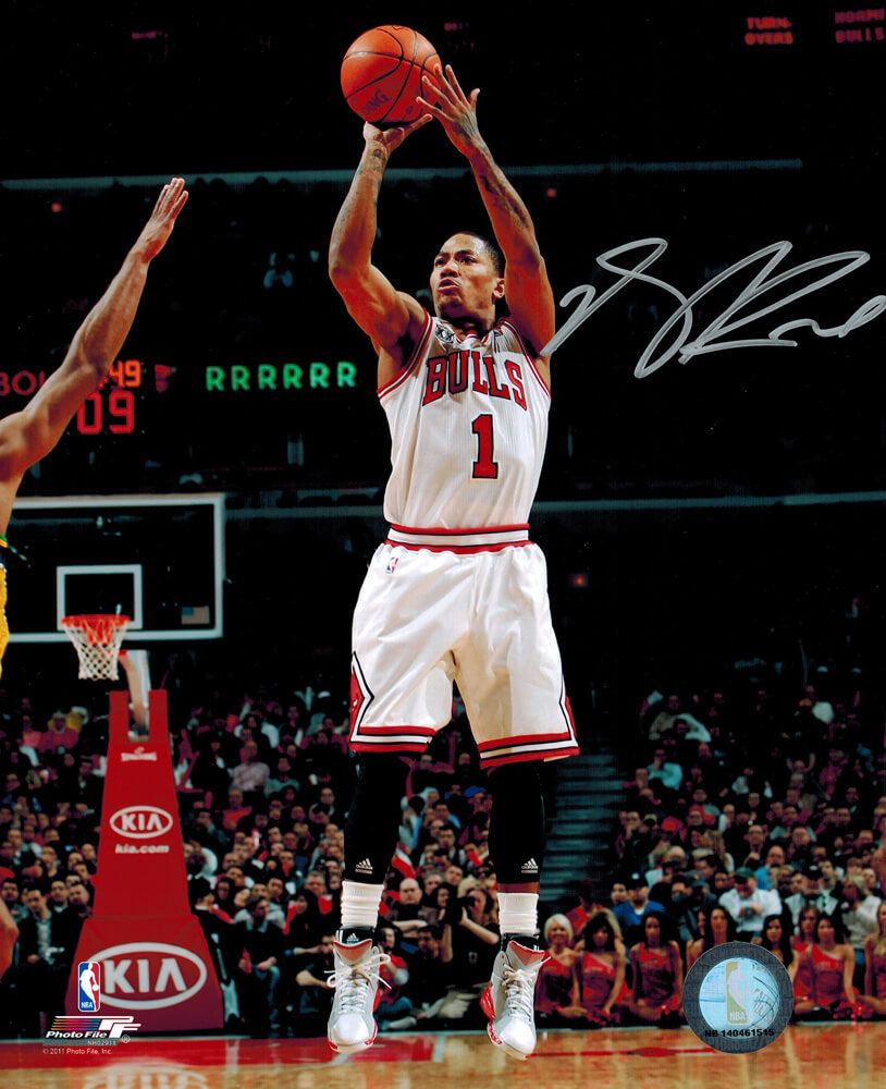 Derrick Rose Bulls White Jersey Action 8x10 Photo - ROS08P201 - Derrick Rose Bulls White Jersey Action 8x10 Photo product image