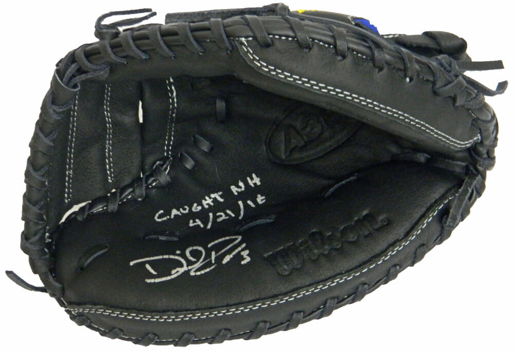 David Ross Signed Wilson A360 Black Catchers Glove w/Caught NH 4-21-16 - ROSGLV101 - David Ross Signed Wilson A360 Black Catchers Glove w/Caught NH 4-21-16 product image