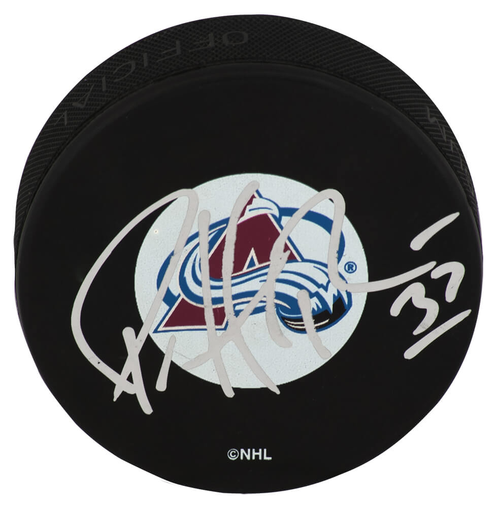 Patrick Roy Signed Colorado Avalanche Logo Hockey Puck - (JSA COA) - ROYPUC403 - Patrick Roy Signed Colorado Avalanche Logo Hockey Puck - (JSA COA) product image