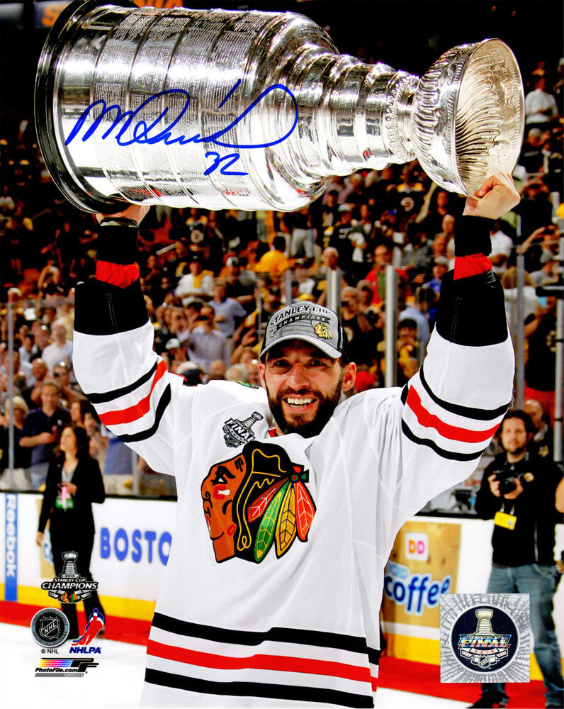 Michal Rozsival Signed Chicago Blackhawks 2013 Stanley Cup Trophy 8x10 Photo - ROZ08P400 - Michal Rozsival Signed Chicago Blackhawks 2013 Stanley Cup Trophy 8x10 Photo product image