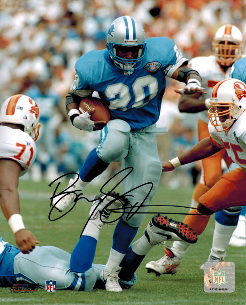 Barry Sanders Signed Lions Blue Jersey Action 8x10 Photo - SAN08P300 - Barry Sanders Signed Lions Blue Jersey Action 8x10 Photo product image
