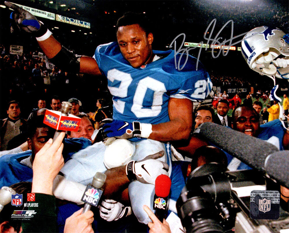Barry Sanders Signed Detroit Lions Carried Off Field 8x10 Photo - SAN08P312 - Barry Sanders Signed Detroit Lions Carried Off Field 8x10 Photo product image