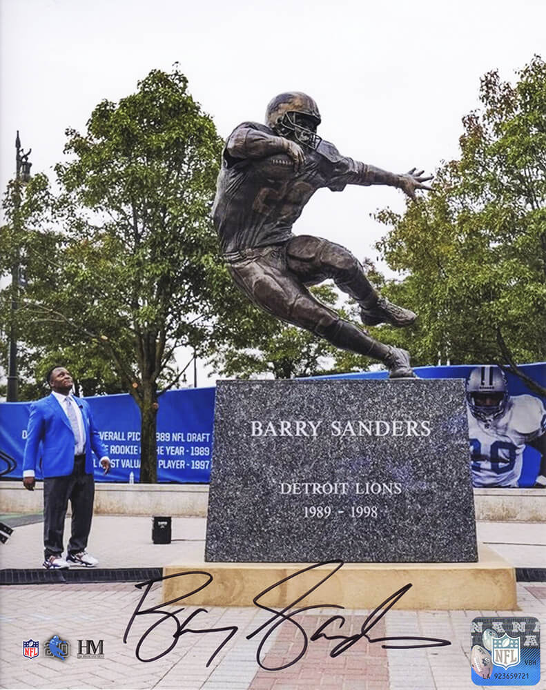 Barry Sanders Signed Lions Barry Sanders Statue Unveiling 8x10 Photo - SAN08P321 - Barry Sanders Signed Lions Barry Sanders Statue Unveiling 8x10 Photo product image