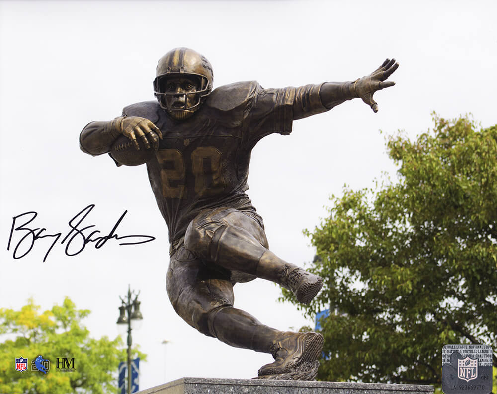 Barry Sanders Signed Lions Barry Sanders Statue Close Up 8x10 Photo - SAN08P322 - Barry Sanders Signed Lions Barry Sanders Statue Close Up 8x10 Photo product image