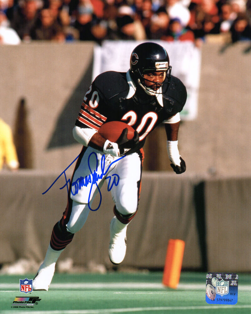Thomas Sanders Signed Chicago Bears Action 8x10 Photo - SAN08P340 - Thomas Sanders Signed Chicago Bears Action 8x10 Photo product image