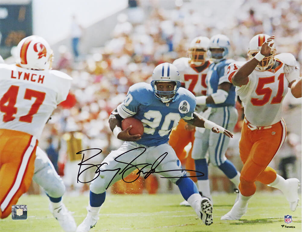 Barry Sanders Signed Detroit Lions Action vs Buccaneers 16x20 Photo - SAN16P321 - Barry Sanders Signed Detroit Lions Action vs Buccaneers 16x20 Photo product image