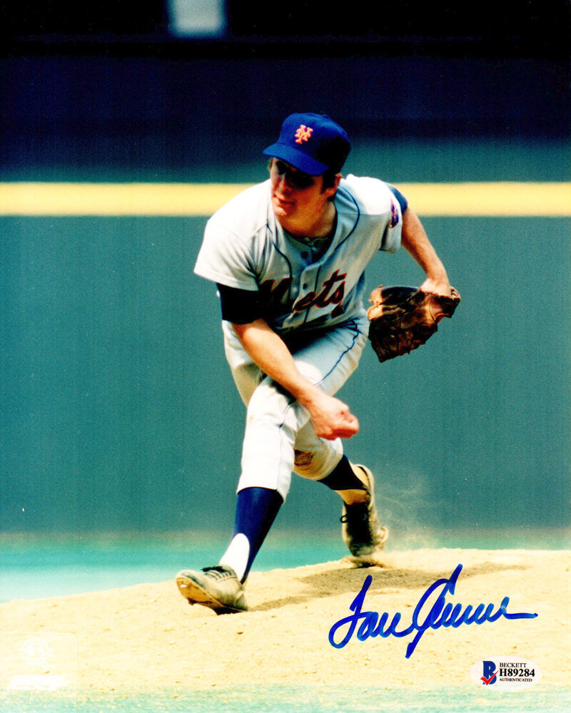 Tom Seaver Signed New York Mets Pitching Action 8x10 Photo - SEA08P100 - Tom Seaver Signed New York Mets Pitching Action 8x10 Photo product image