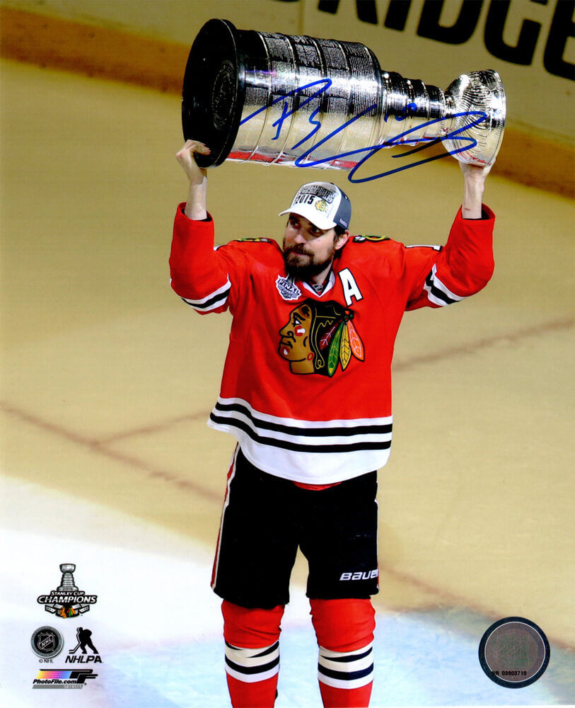 Patrick Sharp Signed Chicago Blackhawks 2015 Stanley Cup Trophy 8x10 Photo - SHA08P443 - Patrick Sharp Signed Chicago Blackhawks 2015 Stanley Cup Trophy 8x10 Photo product image