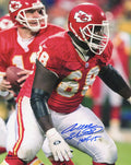 Will Shields Signed Kansas City Chiefs Action 8x10 Photo w/HOF'15 - SHI08P300 - Will Shields Signed Kansas City Chiefs Action 8x10 Photo w/HOF'15 product image