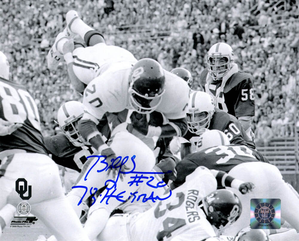 Billy Sims Signed Oklahoma Sooners B&W Goal Line Leap 8x10 Photo w/78 Heisman - SIM08P314 - Billy Sims Signed Oklahoma Sooners B&W Goal Line Leap 8x10 Photo w/78 Heisman product image