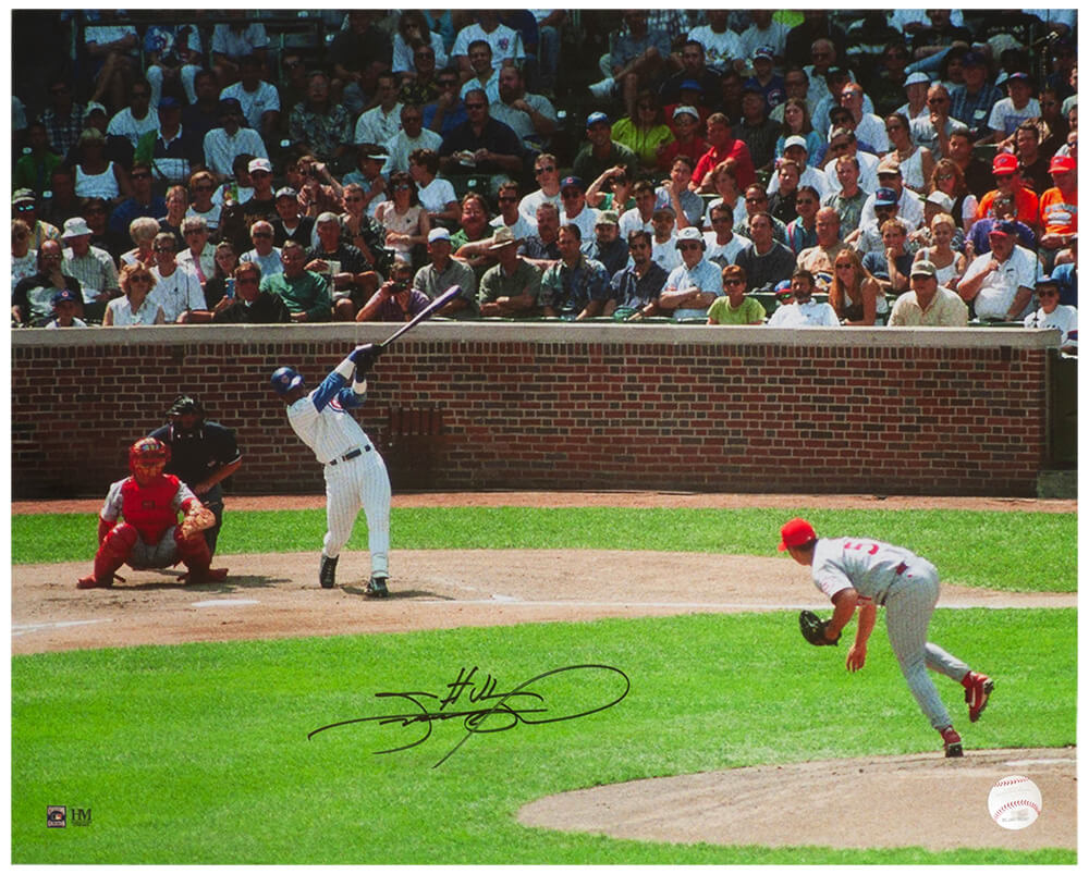 Sammy Sosa Signed Chicago Cubs Swinging Action 16x20 Photo - SOS16P102 - Sammy Sosa Signed Chicago Cubs Swinging Action 16x20 Photo product image