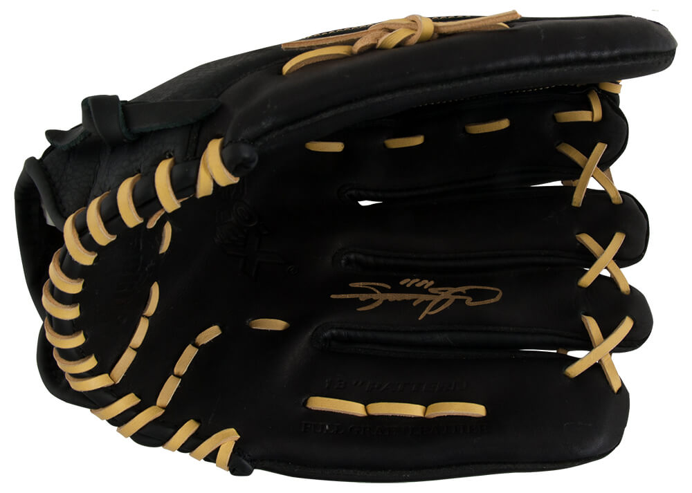 Sammy Sosa Signed Franklin Pro-Flex Black Baseball Fielders Glove - SOSGLV100 - Sammy Sosa Signed Franklin Pro-Flex Black Baseball Fielders Glove product image