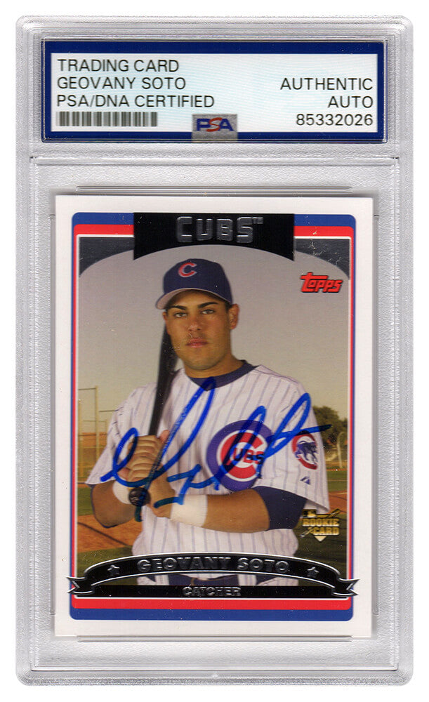 Geovany Soto Signed Chicago Cubs 2006 Topps Rookie Baseball Card #623  (PSA Encapsulated) - SOTCAR102 - Geovany Soto Signed Chicago Cubs 2006 Topps Rookie Baseball Card #623  (PSA Encapsulated) product image