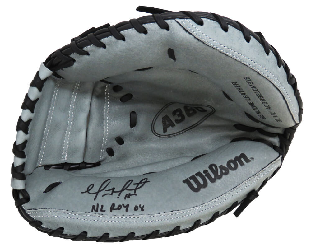Geovany Soto Signed Wilson Silver & Black Catchers Glove w/NL ROY 08 - SOTGLV100 - Geovany Soto Signed Wilson Silver & Black Catchers Glove w/NL ROY 08 product image