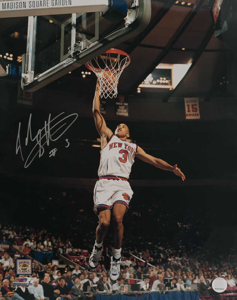 John Starks Signed New York Knicks White Jersey Action 16x20 Photo - STA16P200 - John Starks Signed New York Knicks White Jersey Action 16x20 Photo product image