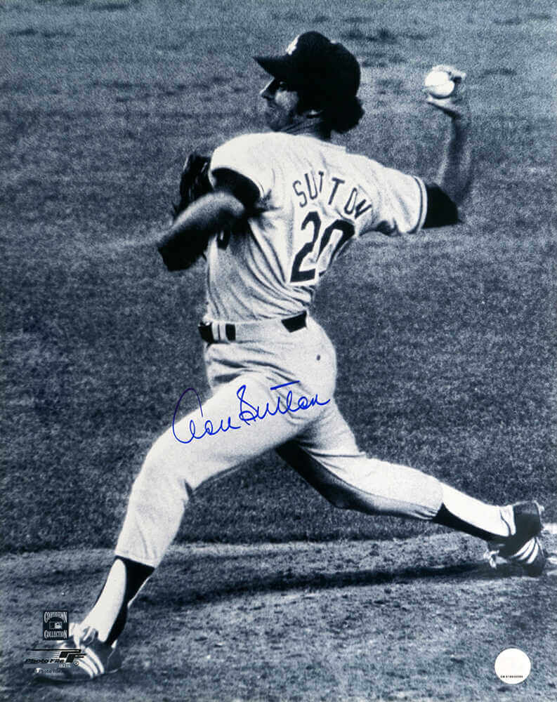 Don Sutton Signed Los Angeles Dodgers B&W Pitching Action 16x20 Photo - SUT16P100TW - Don Sutton Signed Los Angeles Dodgers B&W Pitching Action 16x20 Photo product image