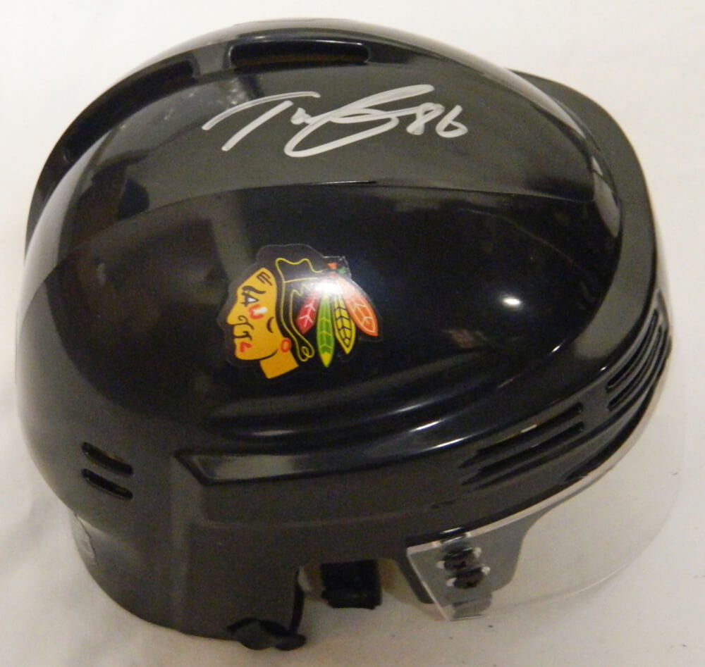 Teuvo Teravainen Signed Chicago Blackhawks Black Hockey Mini Helmet - TERMIN400 - Teuvo Teravainen Signed Chicago Blackhawks Black Hockey Mini Helmet product image
