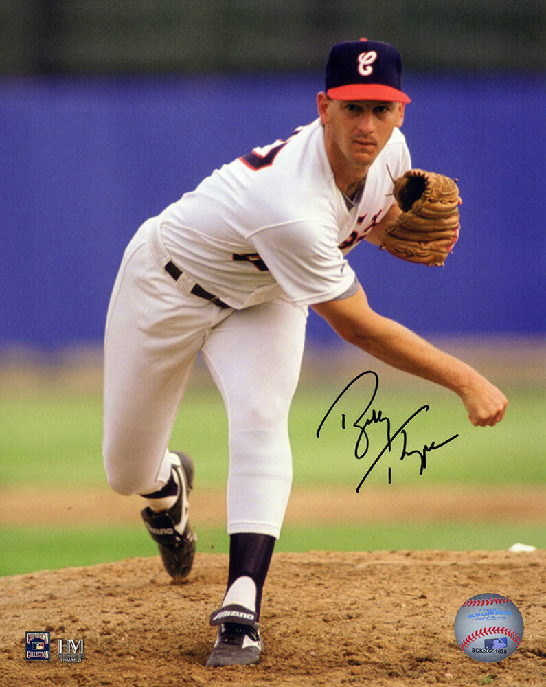 Bobby Thigpen Signed Chicago White Sox Pitching Action 8x10 Photo - THI08P100 - Bobby Thigpen Signed Chicago White Sox Pitching Action 8x10 Photo product image