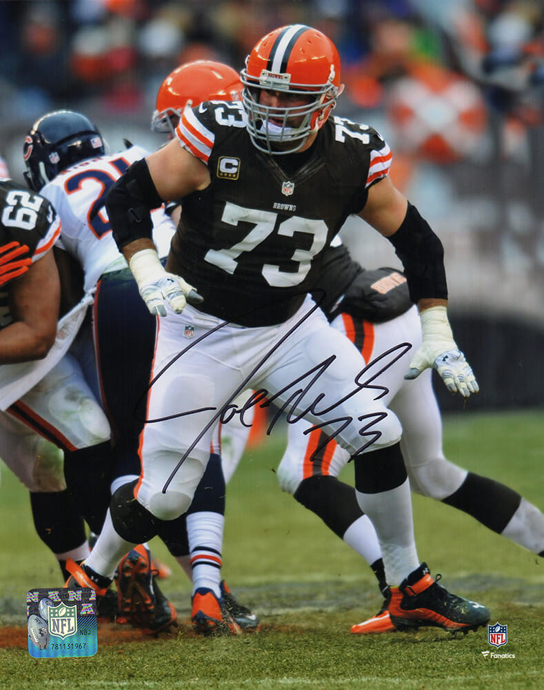 Joe Thomas Signed Cleveland Browns Action vs Bears 8x10 Photo - THO08P321 - Joe Thomas Signed Cleveland Browns Action vs Bears 8x10 Photo product image