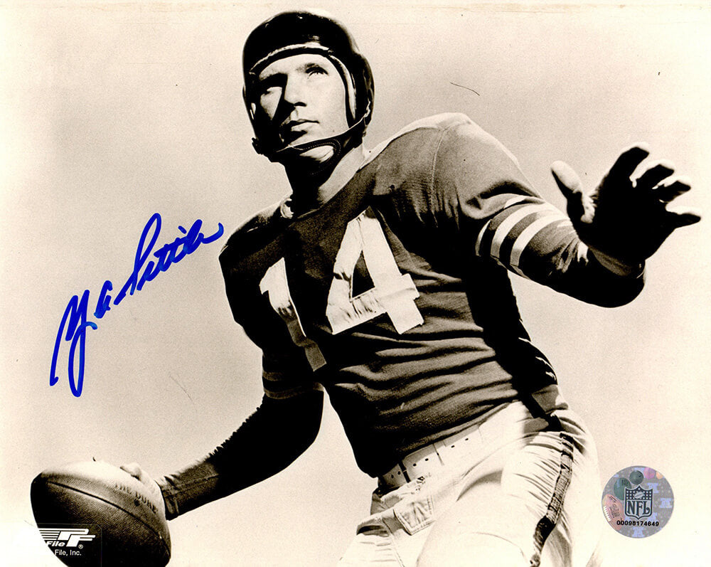 Y.A. Tittle Signed San Francisco 49ers B&W Passing Pose 8x10 Photo - TIT08P304 - Y.A. Tittle Signed San Francisco 49ers B&W Passing Pose 8x10 Photo product image