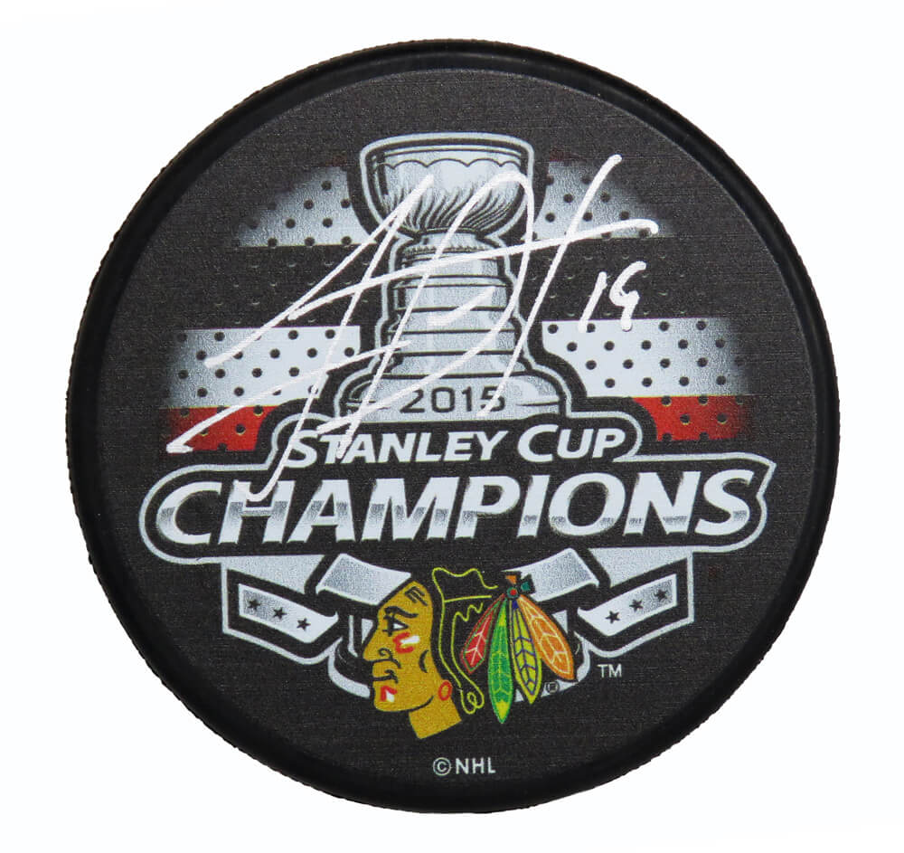 Jonathan Toews Signed Chicago Blackhawks 2015 Stanley Cup Champs Logo Hockey Puck - TOEPUC402 - Jonathan Toews Signed Chicago Blackhawks 2015 Stanley Cup Champs Logo Hockey Puck product image