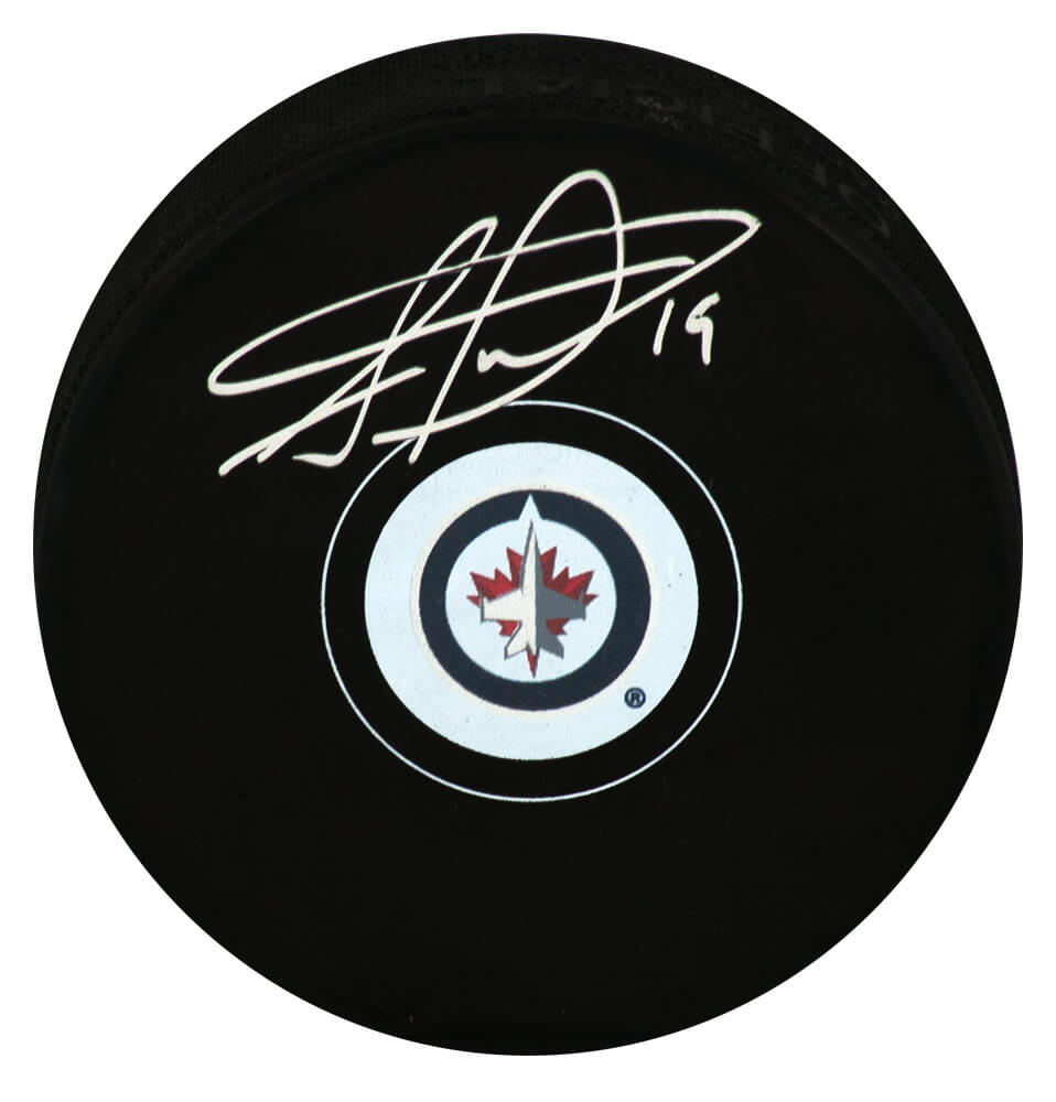 Jonathan Toews Signed Winnipeg Jets Logo Hockey Puck - TOEPUC406 - Jonathan Toews Signed Winnipeg Jets Logo Hockey Puck product image