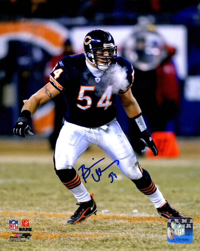 Brian Urlacher Signed Chicago Bears Frozen Breath Action 8x10 Photo - URL08P309 - Brian Urlacher Signed Chicago Bears Frozen Breath Action 8x10 Photo product image