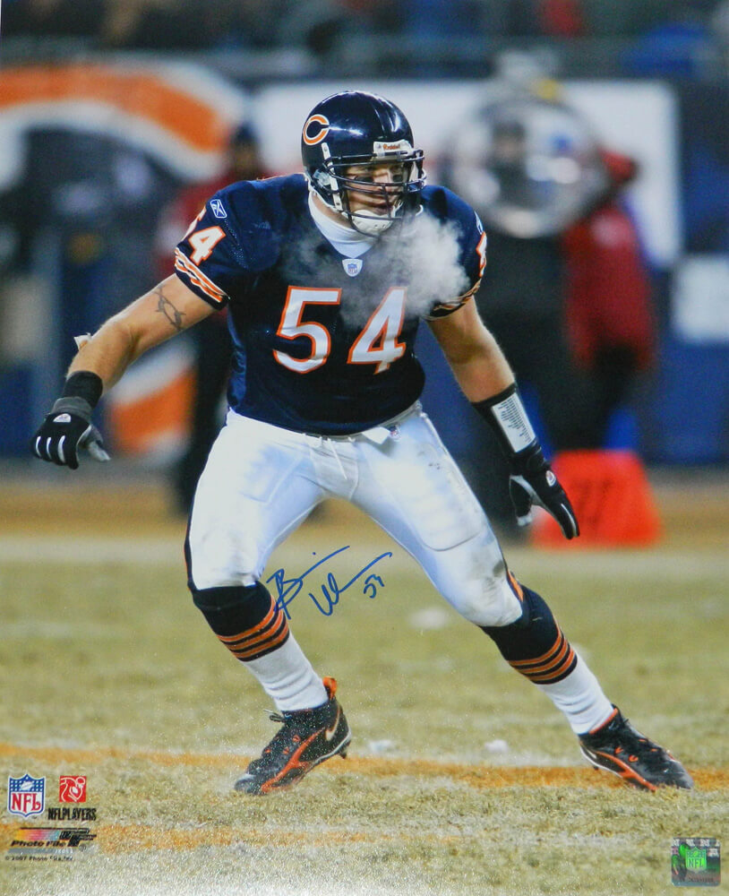 Brian Urlacher Signed Chicago Bears Frozen Breath Action 16x20 Photo - URL16P307 - Brian Urlacher Signed Chicago Bears Frozen Breath Action 16x20 Photo product image