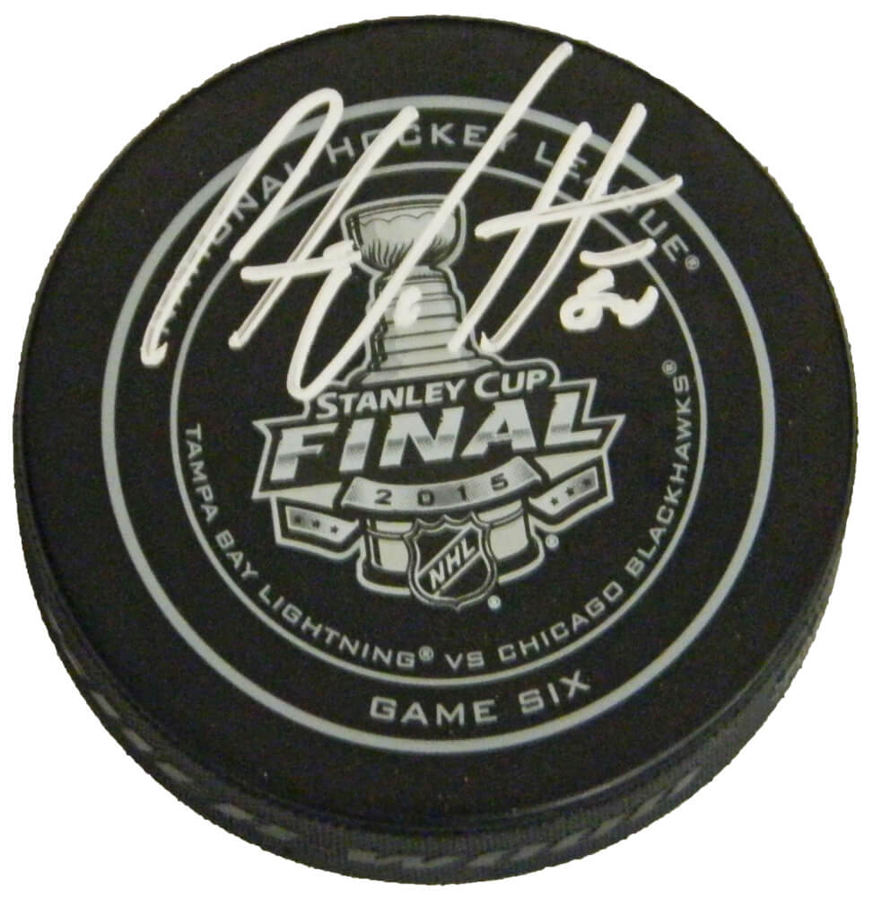 Antoine Vermette Signed Official 2015 Stanley Cup Finals Game Six Hockey Puck - VERPUC421 - Antoine Vermette Signed Official 2015 Stanley Cup Finals Game Six Hockey Puck product image