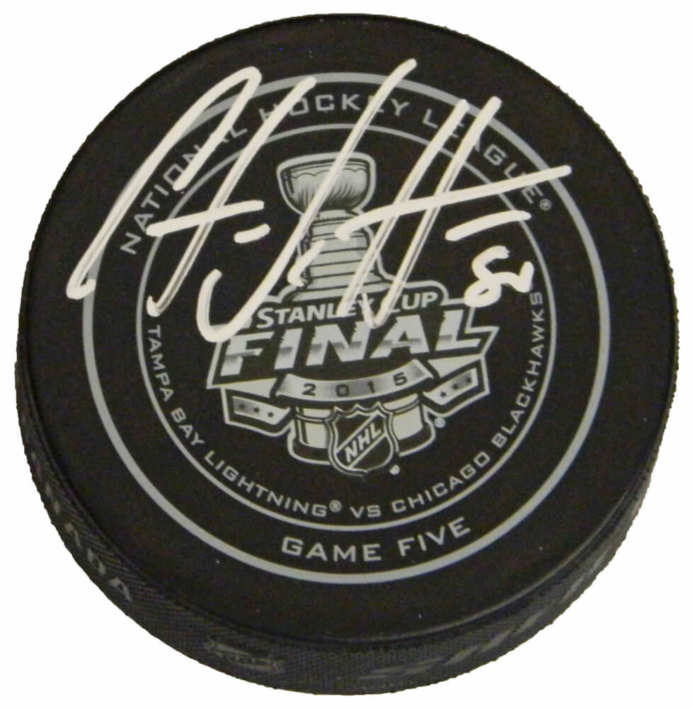 Antoine Vermette Signed Official 2015 Stanley Cup Finals Game Five Hockey Puck - VERPUC422 - Antoine Vermette Signed Official 2015 Stanley Cup Finals Game Five Hockey Puck product image
