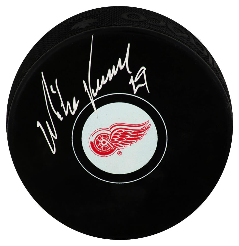 Mike Vernon Signed Detroit Red Wings Logo Hockey Puck - VERPUC432 - Mike Vernon Signed Detroit Red Wings Logo Hockey Puck product image