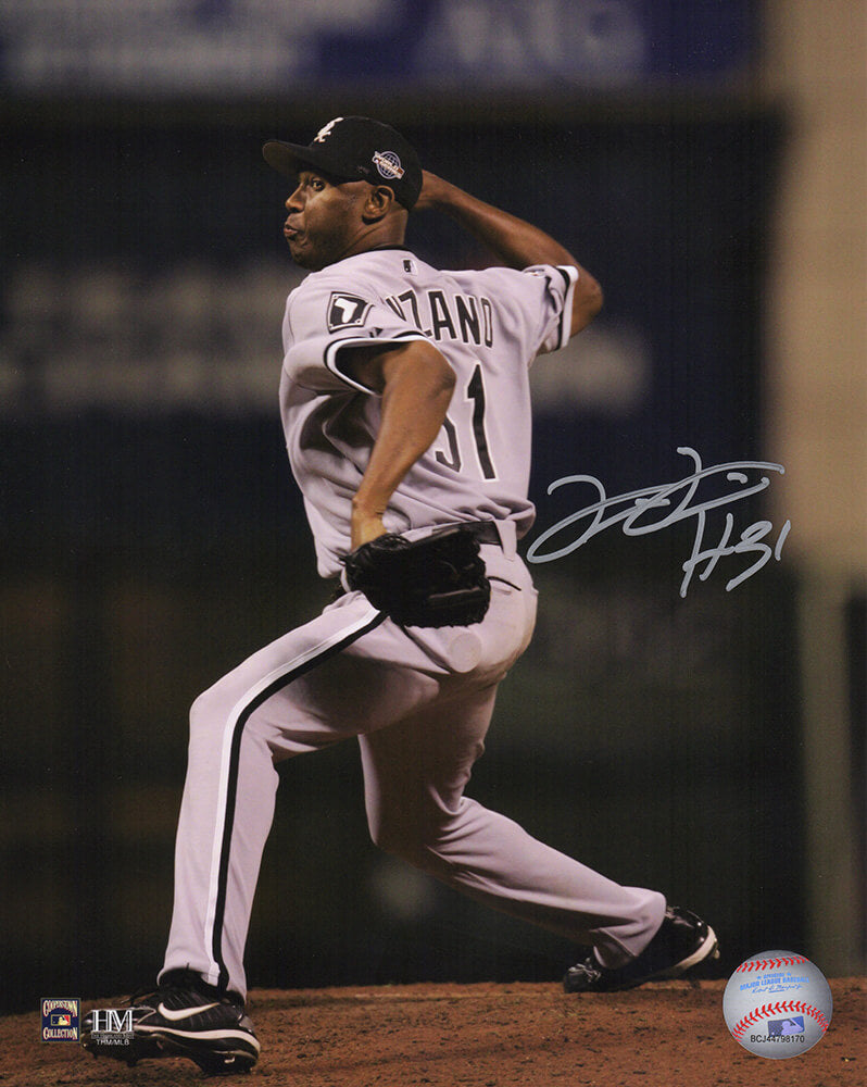 Luis Vizcaino Signed Chicago White 2005 Sox World Series Pitching Action 8x10 Photo - VIZ08P110 - Luis Vizcaino Signed Chicago White 2005 Sox World Series Pitching Action 8x10 Photo product image