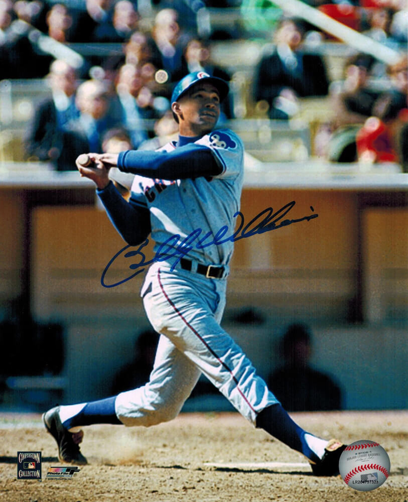 Billy Williams Signed Cubs Action 8x10 Photo - WIL08P100 - Billy Williams Signed Cubs Action 8x10 Photo product image