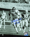 Kellen Winslow Signed Chargers Action B&W 8x10 Photo w/HOF'95 - WIN08P302 - Kellen Winslow Signed Chargers Action B&W 8x10 Photo w/HOF'95 product image