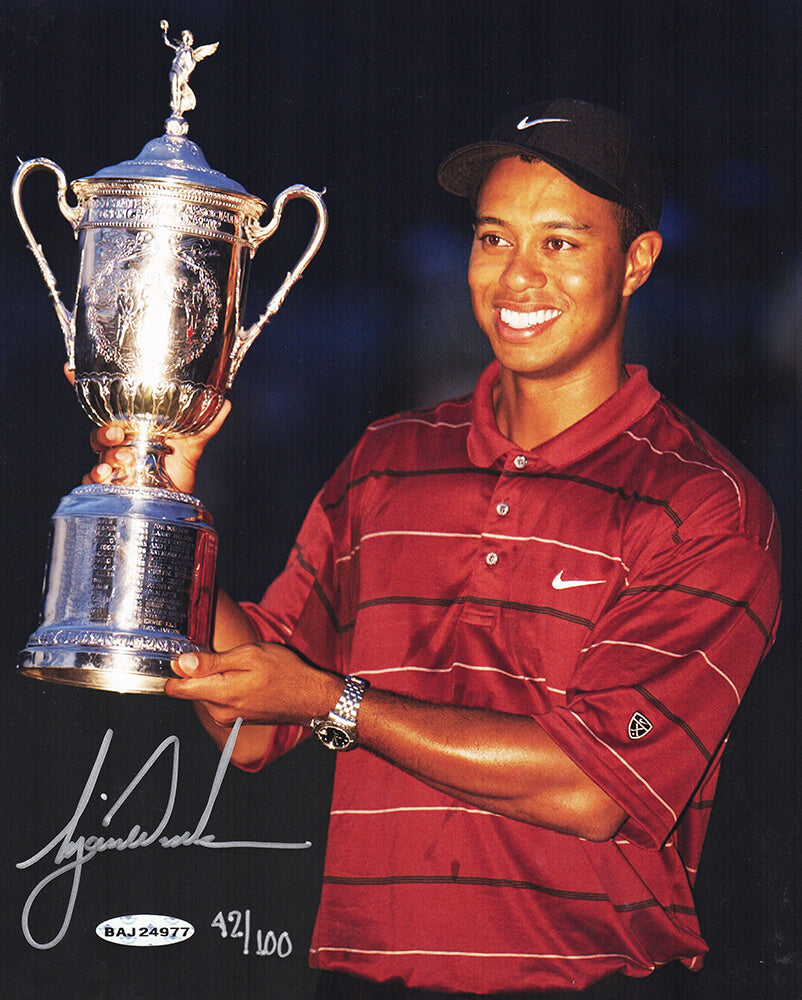 Tiger Woods Signed Golf 2002 U.S. Open Championship Holding Trophy 8x10 Photo (LE #42/100) - (Upper Deck COA) - WOO08P500 - Tiger Woods Signed Golf 2002 U.S. Open Championship Holding Trophy 8x10 Photo (LE #42/100) - (Upper Deck COA) product image