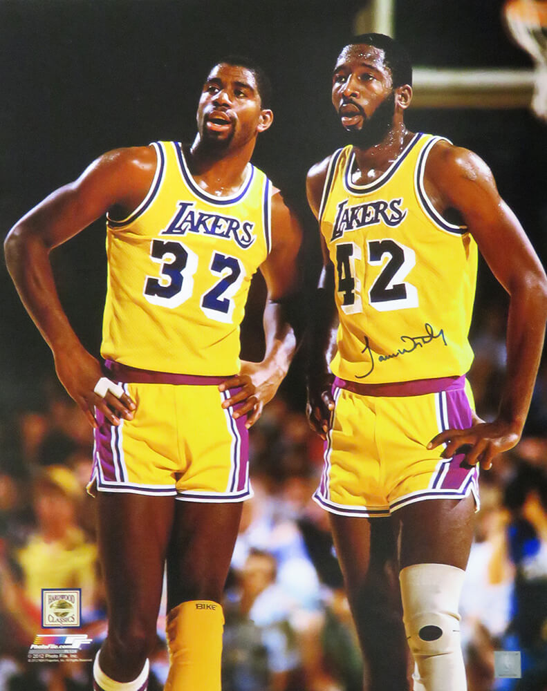 James Worthy Signed Los Angeles Lakers Standing With Magic Johnson 16x20 Photo - WOR16P200 - James Worthy Signed Los Angeles Lakers Standing With Magic Johnson 16x20 Photo product image
