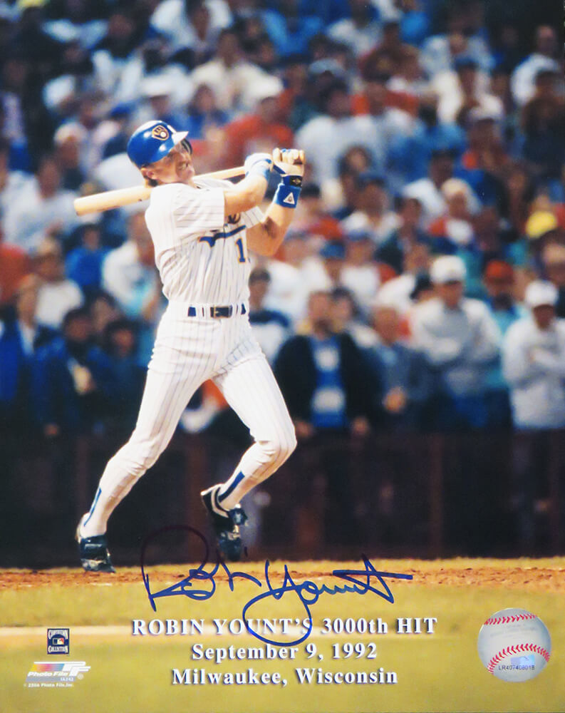 Robin Yount Signed Milwaukee Brewers 3000th Hit 8x10 Photo - YOU08P102 - Robin Yount Signed Milwaukee Brewers 3000th Hit 8x10 Photo product image